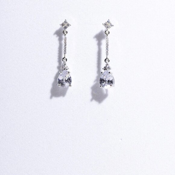 Sparkling Silver Island Diamond Earrings in 925 Sterling Silver - Picture 2 of 3